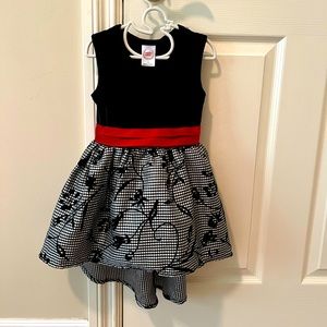 Size 4 adorable double layered dress for special occasions.
